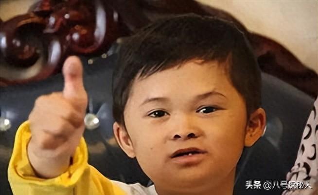 9年前，那个酷似“马云”的江西7岁小男孩范小勤，如今怎么样了？-图1