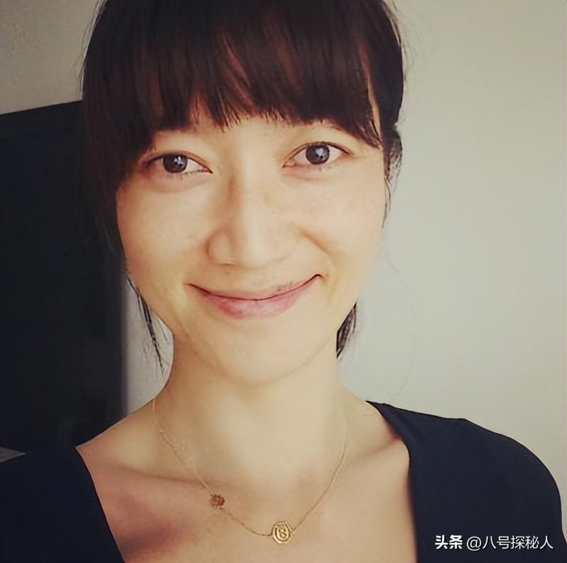 松峰莉璃：靠本色出演走红，两次婚姻都嫁给中国人，称中国很温暖-图3